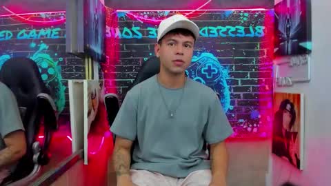 Aroon   online show from March 2026 04:50:02 AM