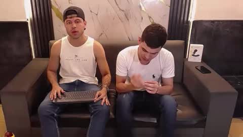 Aroon   online show from March 2026 04:29:02 AM