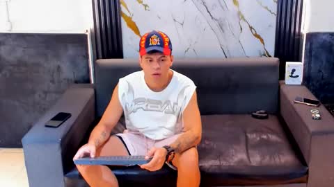 Snapshot of aroon_sexx21 chatting on May 2026 03:57:01 AM Aroon online show from May 2026 03:57:01 AM
