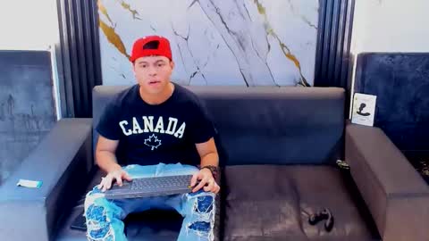 Snapshot of aroon_sexx21 chatting on May 2026 03:34:02 AM Aroon online show from May 2026 03:34:02 AM