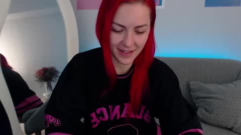 arri_ella online show from September 2025 01:18:01 AM