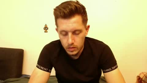 arromwilliam90 online show from January 2025 04:20:01 PM