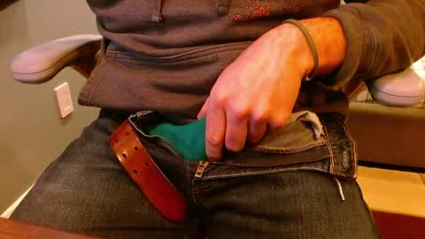 arrrr3 online show from April 2026 04:43:02 PM