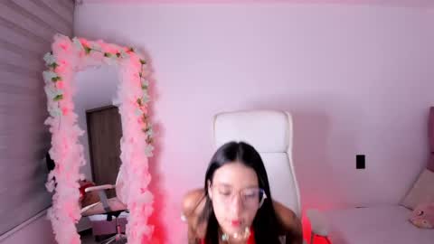 Snapshot of artbelia chatting on February 2025 01:55:02 AM Lia Rose online show from February 2025 01:55:02 AM