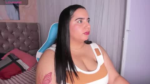 Snapshot of artemisa06 chatting on September 2025 04:58:02 AM samantha online show from September 2025 04:58:02 AM