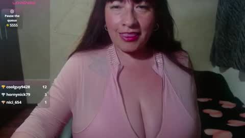 Snapshot of artemisa_bbloom chatting on December 2024 11:16:01 PM Christy. online show from December 2024 11:16:01 PM