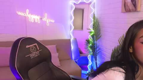 Snapshot of artemiss_tay chatting on October 2025 07:08:01 PM artemiss_tay online show from October 2025 07:08:01 PM