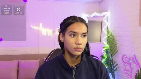 Snapshot of artemiss_tay chatting on November 2025 07:04:01 PM artemiss_tay online show from November 2025 07:04:01 PM