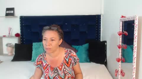 artemiza online show from February 2025 12:06:02 PM