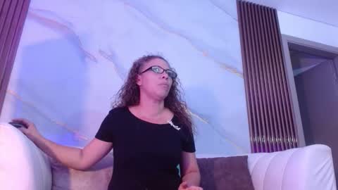 artemiza online show from October 2025 12:11:01 PM
