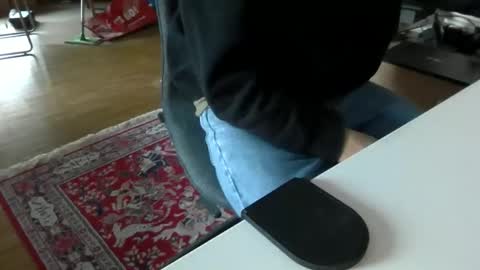 Snapshot of artesian99 chatting on November 2025 09:04:01 AM artesian99 online show from November 2025 09:04:01 AM