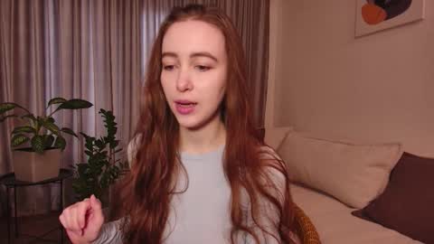 Lina online show from October 2025 10:38:01 AM