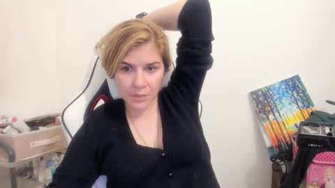 MIA online show from October 2025 09:03:01 PM