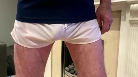 artybee online show from November 2025 07:23:02 PM