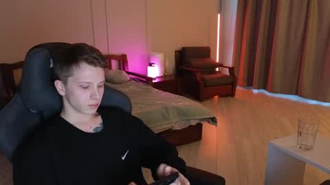 Snapshot of artycropp chatting on March 2025 12:48:01 PM Archie online show from March 2025 12:48:01 PM