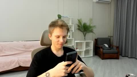 Snapshot of artycropp chatting on November 2025 04:17:01 PM Archie online show from November 2025 04:17:01 PM