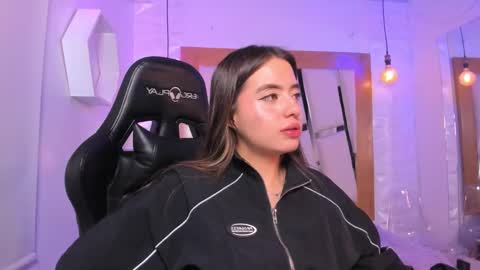 Ary Cooper online show from November 2025 12:16:01 PM