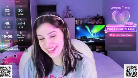 Snapshot of arya_deepthroat_queen chatting on January 2025 02:41:01 PM Arya  Fn  Talented Arya   online show from January 2025 02:41:01 PM