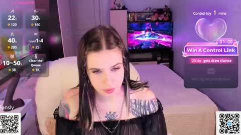 Snapshot of arya_deepthroat_queen chatting on January 2025 05:52:02 PM Arya  Fn  Talented Arya   online show from January 2025 05:52:02 PM