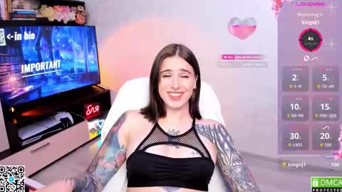 Snapshot of arya_deepthroat_queen chatting on October 2025 01:11:01 AM Arya  Fn  Talented Arya   online show from October 2025 01:11:01 AM