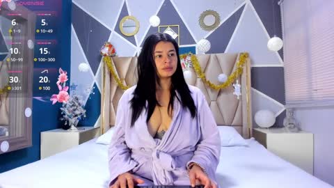 Arya Miller online show from January 2025 12:03:01 PM