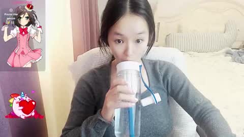 Snapshot of arylia_3 chatting on October 2025 04:05:01 AM Lily online show from October 2025 04:05:01 AM