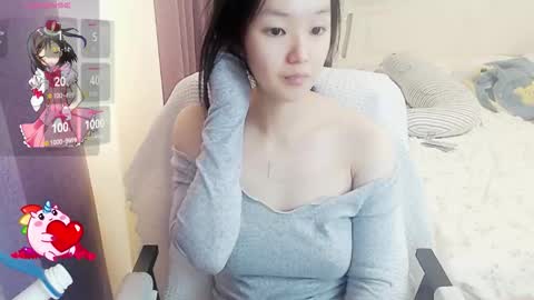 Snapshot of arylia_3 chatting on November 2025 03:28:02 AM Lily online show from November 2025 03:28:02 AM