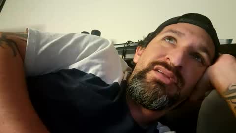 devilPup75 online show from November 2025 08:24:02 PM