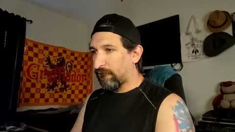 devilPup75 online show from December 2025 06:45:02 PM