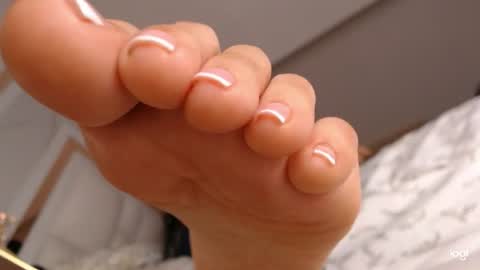 Snapshot of ash_nicefeet chatting on July 2026 05:10:02 AM ashley online show from July 2026 05:10:02 AM
