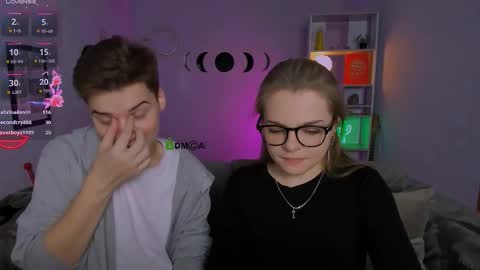 ash_raven_ online show from October 2025 07:14:01 PM