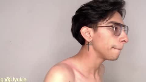 Ash online show from November 2025 09:27:02 PM