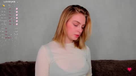 your pretty Ashley online show from October 2025 04:20:02 PM