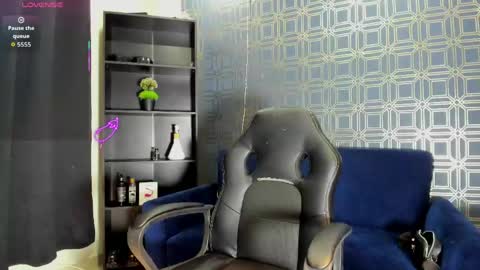 Snapshot of asher_lux chatting on May 2026 07:45:02 PM Asher online show from May 2026 07:45:02 PM