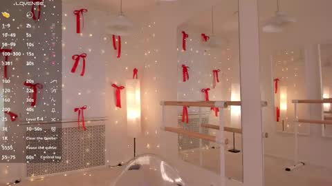 Ash online show from December 2025 12:21:01 PM