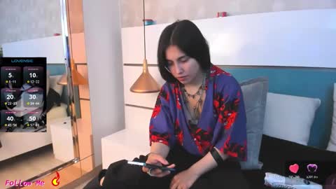 Ashkoreh online show from February 2026 06:28:02 PM