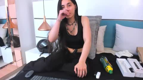 Ashkoreh online show from March 2026 08:46:02 PM