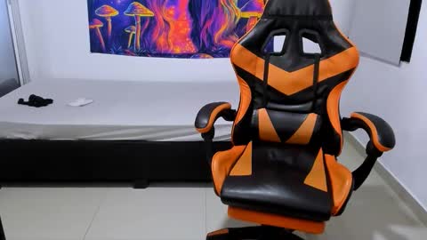 ashlan_king online show from September 2025 03:28:01 AM