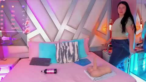 Ashley  online show from August 2026 01:27:01 PM