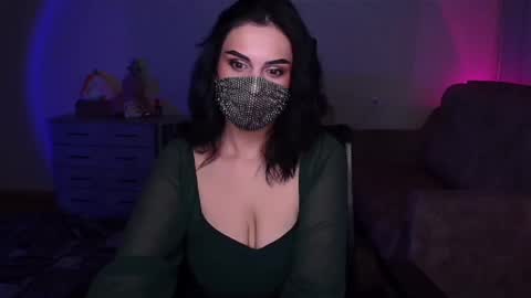   Yasmina   online show from December 2024 05:36:02 AM