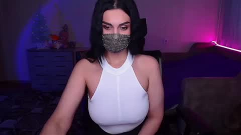   Yasmina   online show from January 2025 08:06:01 AM