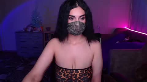   Yasmina   online show from January 2025 04:15:02 AM