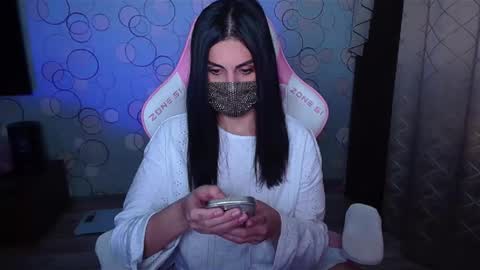   Yasmina   online show from September 2025 03:08:02 AM