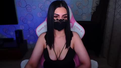   Yasmina   online show from December 2025 03:23:02 AM