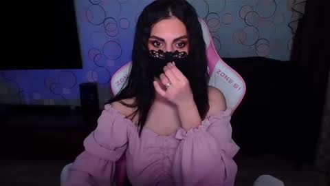   Yasmina   online show from February 2026 03:43:01 AM