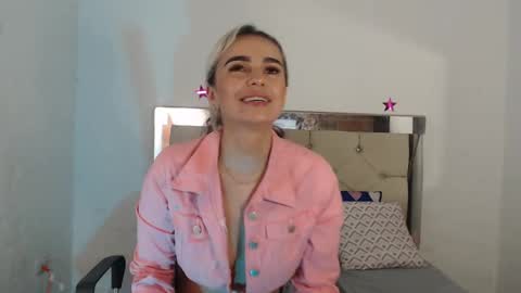 Snapshot of ashley__tylor chatting on February 2025 04:43:01 AM ashley__tylor online show from February 2025 04:43:01 AM