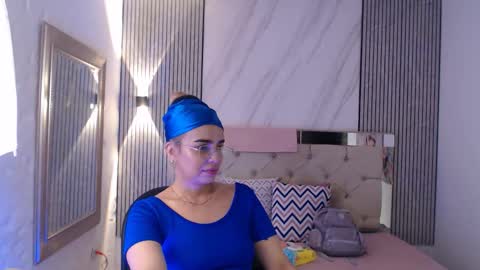 Snapshot of ashley__tylor chatting on February 2026 01:18:02 AM ashley__tylor online show from February 2026 01:18:02 AM