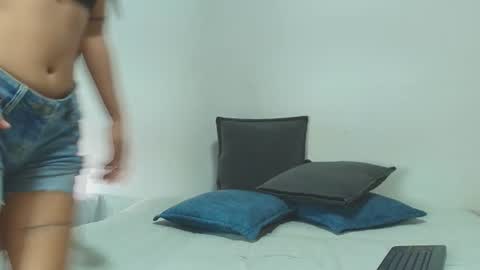 Ashley Blazze  online show from July 2026 11:38:02 AM