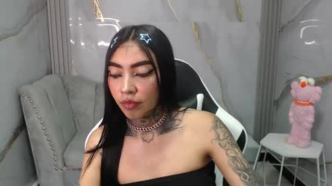 ashley_blum_v online show from October 2025 08:18:02 PM