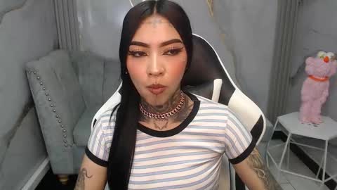 ashley_blum_v online show from November 2025 08:31:01 PM